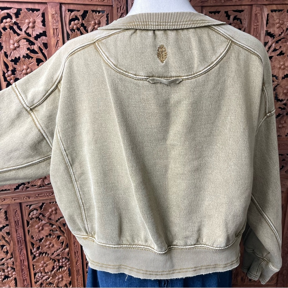 FREE PEOPLE Movement Cropped Boxy Crewneck Pull Over Sweatshirt - Picture 10 of 11